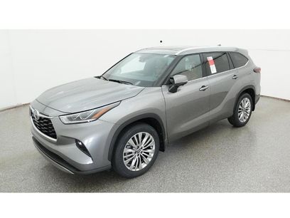 New 2026 Toyota Highlander Platinum