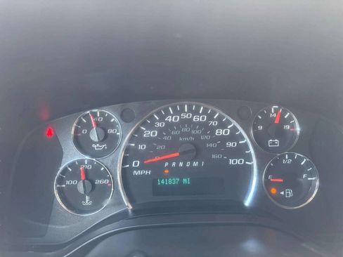 Used 2017 Chevrolet Express 2500 Extended RWD image 20