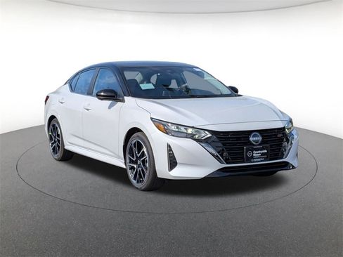 New 2025 Nissan Sentra SR w/ SR Premium Package image 3