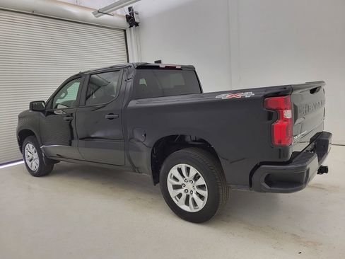 Used 2024 Chevrolet Silverado 1500 Custom image 16