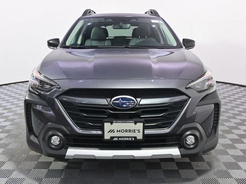 Used 2025 Subaru Outback Limited AWD/4WD image 10