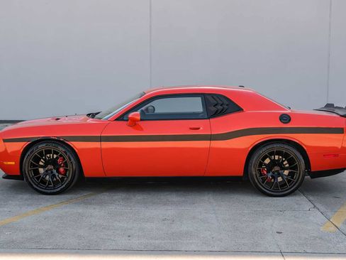 Used 2009 Dodge Challenger SRT8 w/ SRT Option Group II image 12
