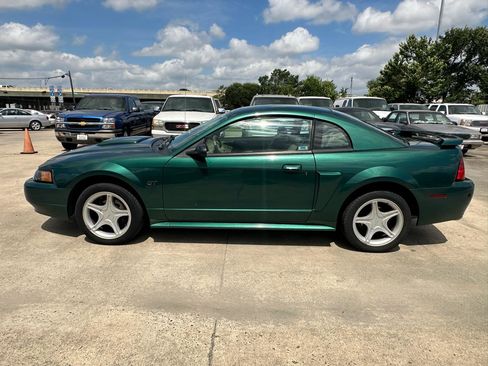 Used 2003 Ford Mustang GT RWD image 19