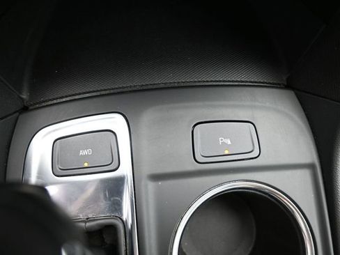 Used 2024 Chevrolet Equinox LT image 35