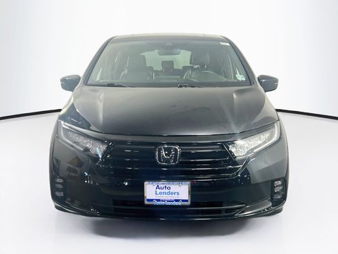 Used 2023 Honda Odyssey Sport image 2