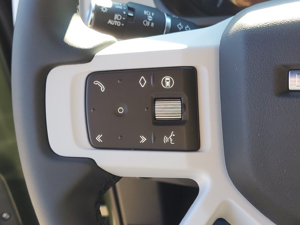 New 2026 Land Rover Defender 110 S AWD/4WD image 18
