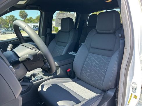 New 2026 Nissan Frontier SV AWD/4WD image 20