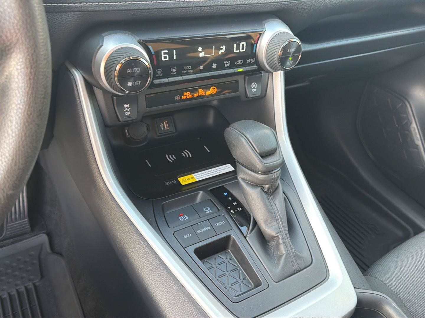Certified 2025 Toyota RAV4 XLE w/ Convenience Package FWD image 24