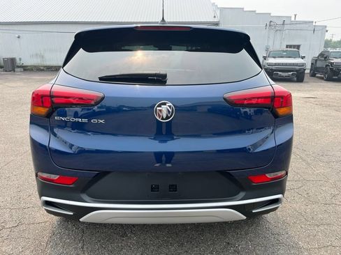 Used 2023 Buick Encore GX Preferred w/ Cold Weather Comfort Package FWD image 6