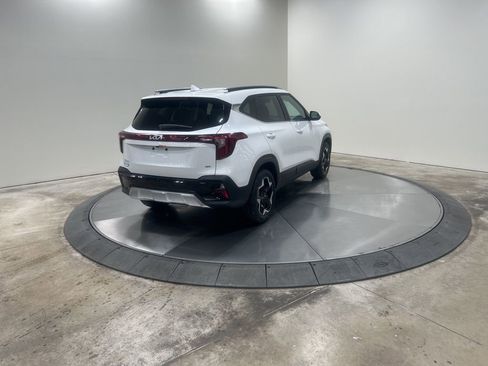 New 2026 Kia Seltos EX image 5