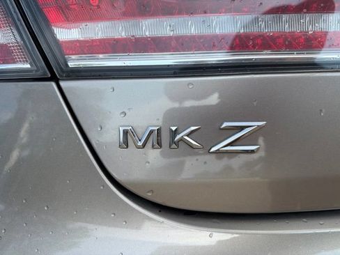 Used 2018 Lincoln MKZ Reserve FWD image 13