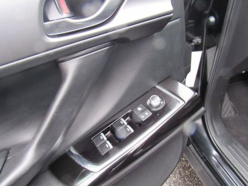 Used 2023 MAZDA CX-9 Touring image 13