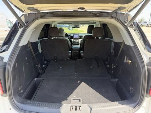 Used 2020 Ford Explorer Limited RWD image 7