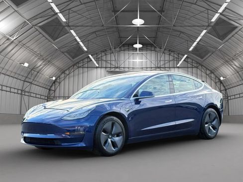Used 2018 Tesla Model 3 Long Range AWD/4WD image 3