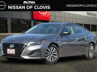 Used 2024 Nissan Altima 2.5 SV
