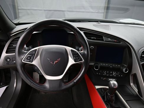 Used 2015 Chevrolet Corvette Stingray Coupe w/ 2LT Preferred Equipment Group image 18
