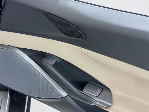 Used 2020 Ferrari Portofino image 33