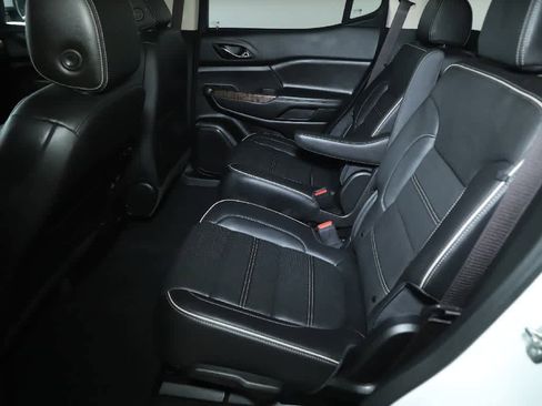 Used 2023 GMC Acadia Denali w/ Denali Ultimate Package image 14