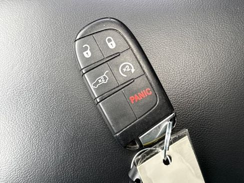 Used 2018 Jeep Grand Cherokee High Altitude AWD/4WD image 35