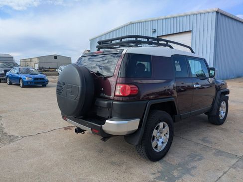 Used 2007 Toyota FJ Cruiser 4WD image 5