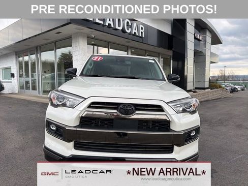 Used 2021 Toyota 4Runner Nightshade AWD/4WD image 8