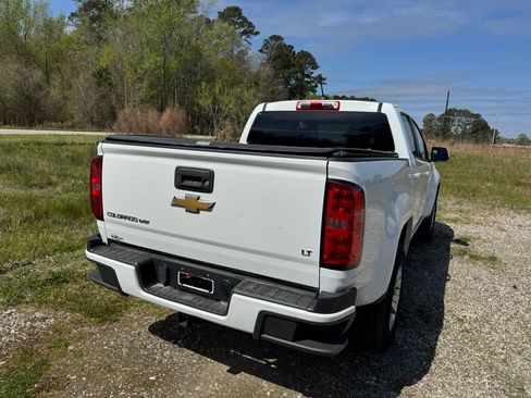Used 2019 Chevrolet Colorado LT image 2