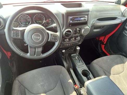 Used 2013 Jeep Wrangler Unlimited Sport AWD/4WD image 13