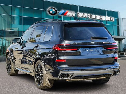 New 2026 BMW X7 M60i image 6