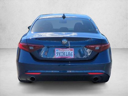 Used 2021 Alfa Romeo Giulia Ti w/ Nero Edizione image 7