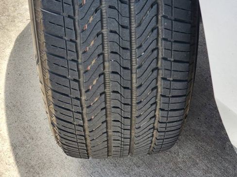 Used 2022 GMC Yukon Denali image 9