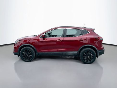 Used 2020 Nissan Rogue Sport SV image 4