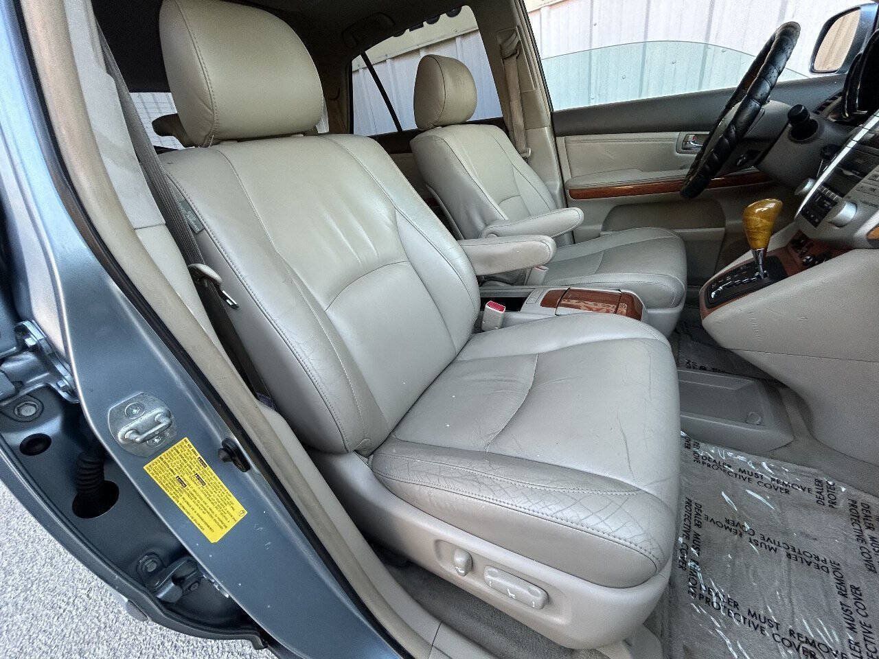 Used 2005 Lexus RX 330 FWD image 31