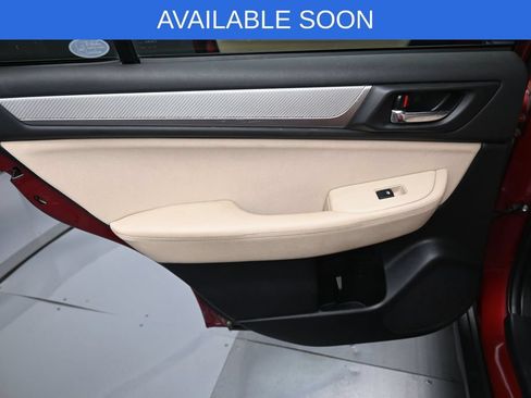 Used 2017 Subaru Outback 2.5i Premium AWD/4WD image 30