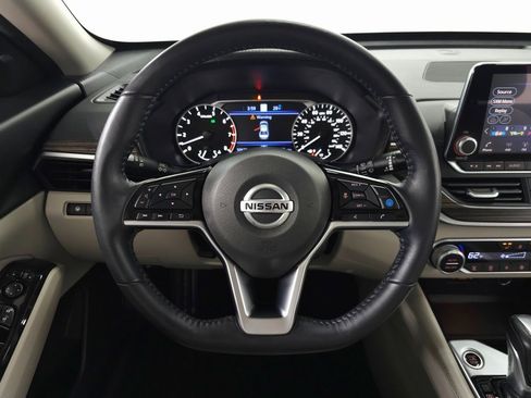 Used 2020 Nissan Altima 2.5 SL image 16