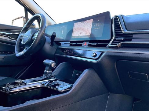 Used 2023 Kia Sportage SX image 14