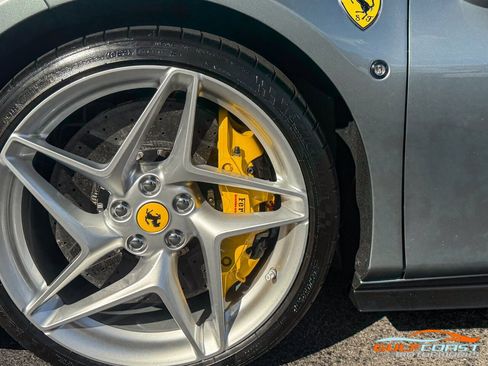 Used 2021 Ferrari F8 Tributo image 47
