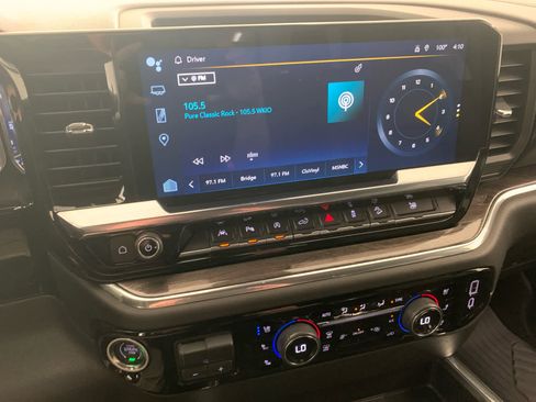 Used 2023 Chevrolet Silverado 1500 LTZ w/ Technology Package image 26