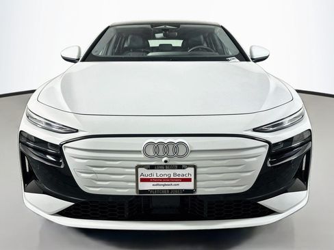 Used 2025 Audi A6 e-tron Premium RWD image 2