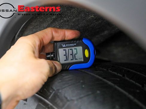 Used 2023 Nissan Rogue SL w/ SL Premium Package image 30