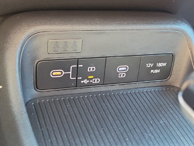 Used 2024 Hyundai Kona SEL FWD image 13
