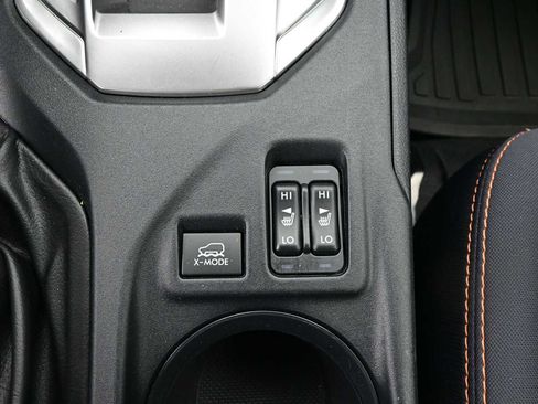 Used 2019 Subaru Crosstrek 2.0i Premium w/ Moonroof Package AWD/4WD image 22
