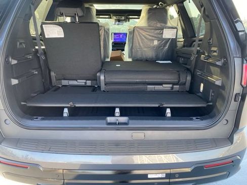 New 2026 Toyota Sequoia Platinum AWD/4WD image 11