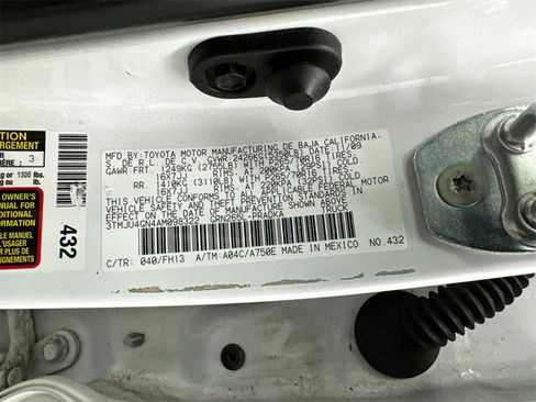 Used 2010 Toyota Tacoma PreRunner image 29