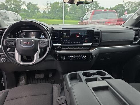 Used 2024 GMC Sierra 1500 Elevation AWD/4WD image 14