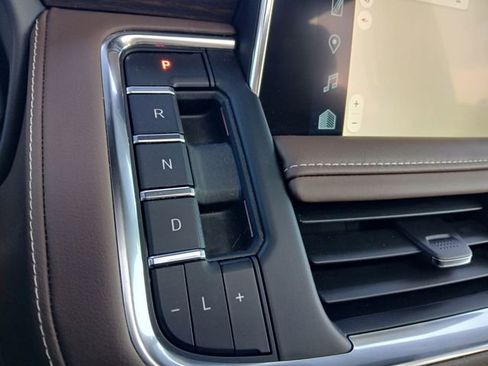 Certified 2024 Chevrolet Tahoe High Country image 27