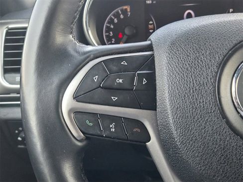 Used 2018 Jeep Grand Cherokee Limited image 26