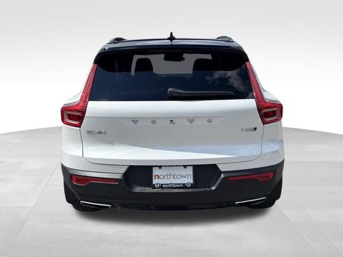 Used 2019 Volvo XC40 T5 R-Design AWD/4WD image 38
