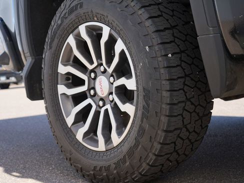 Used 2020 GMC Sierra 1500 AT4 w/ AT4 Premium Package AWD/4WD image 32
