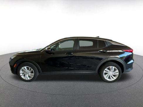Used 2025 Buick Envista Preferred image 9