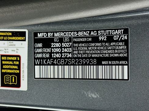 Used 2025 Mercedes-Benz C 300 Sedan image 35